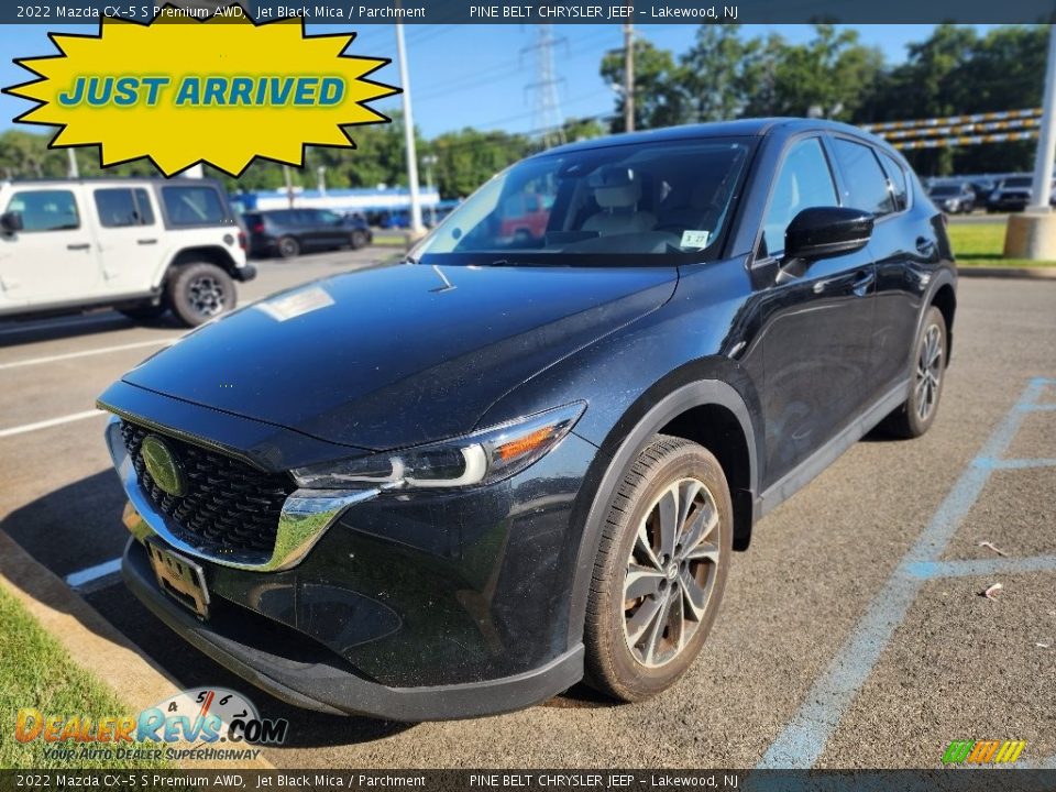 2022 Mazda CX-5 S Premium AWD Jet Black Mica / Parchment Photo #1