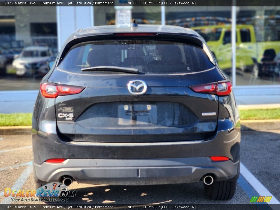 2022 Mazda CX-5 S Premium AWD Jet Black Mica / Parchment Photo #4