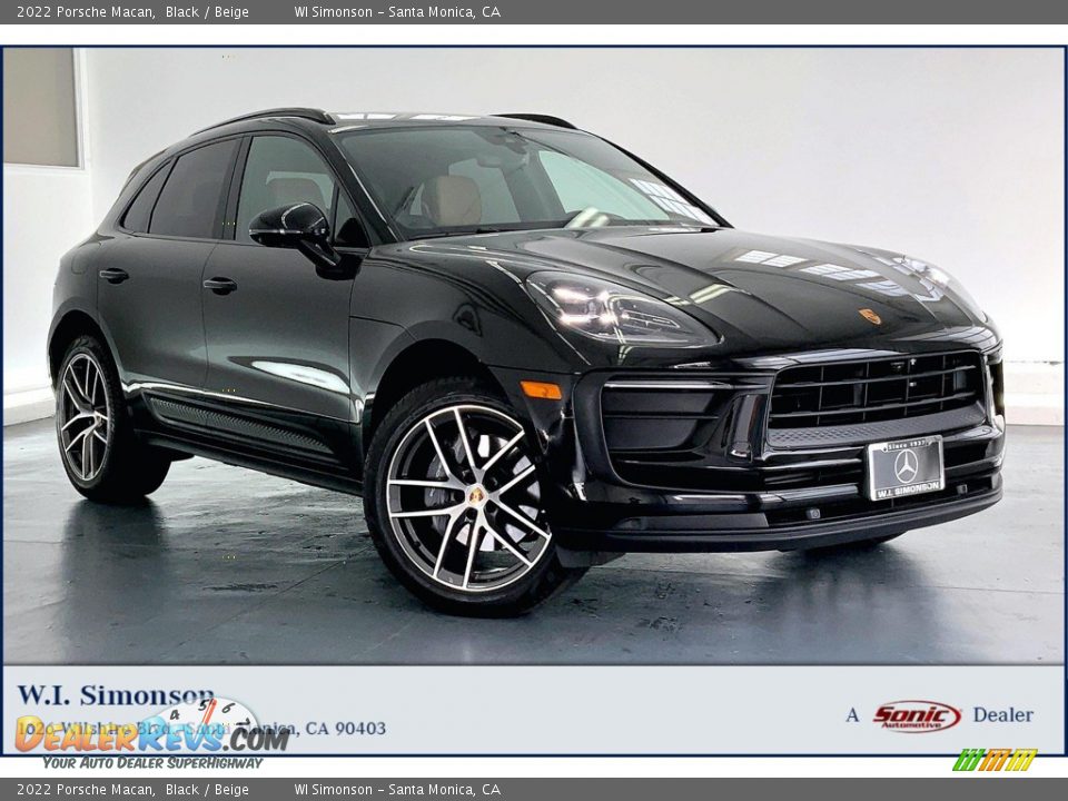 2022 Porsche Macan Black / Beige Photo #1