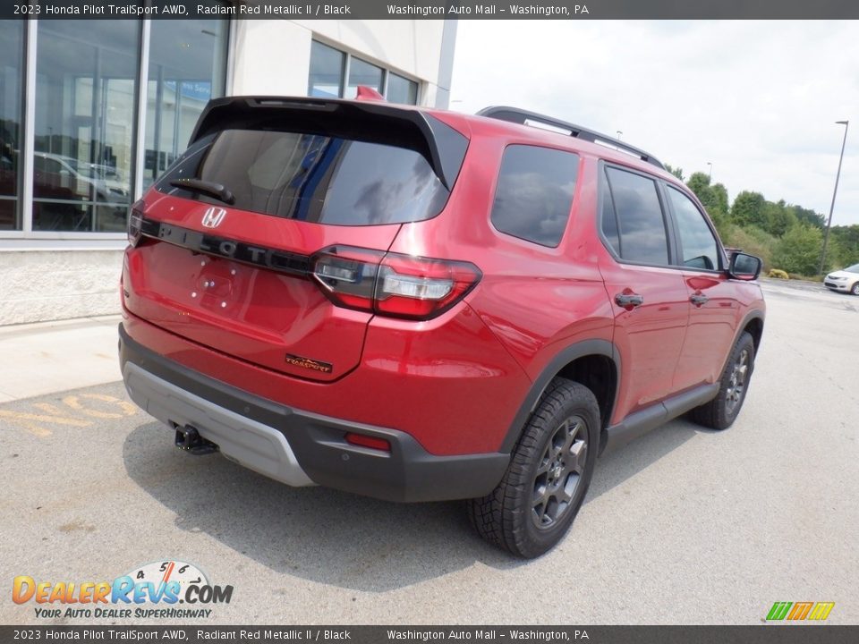 2023 Honda Pilot TrailSport AWD Radiant Red Metallic II / Black Photo #13