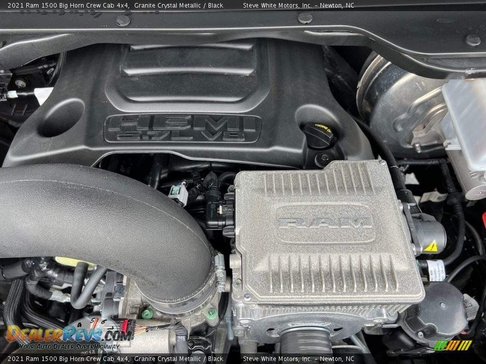 2021 Ram 1500 Big Horn Crew Cab 4x4 Granite Crystal Metallic / Black Photo #12