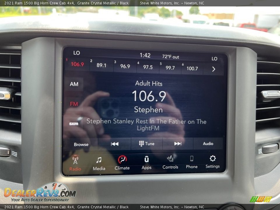 2021 Ram 1500 Big Horn Crew Cab 4x4 Granite Crystal Metallic / Black Photo #24