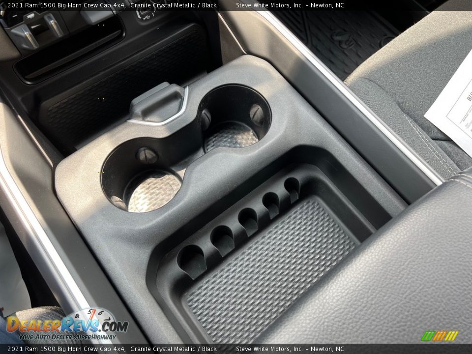 2021 Ram 1500 Big Horn Crew Cab 4x4 Granite Crystal Metallic / Black Photo #29
