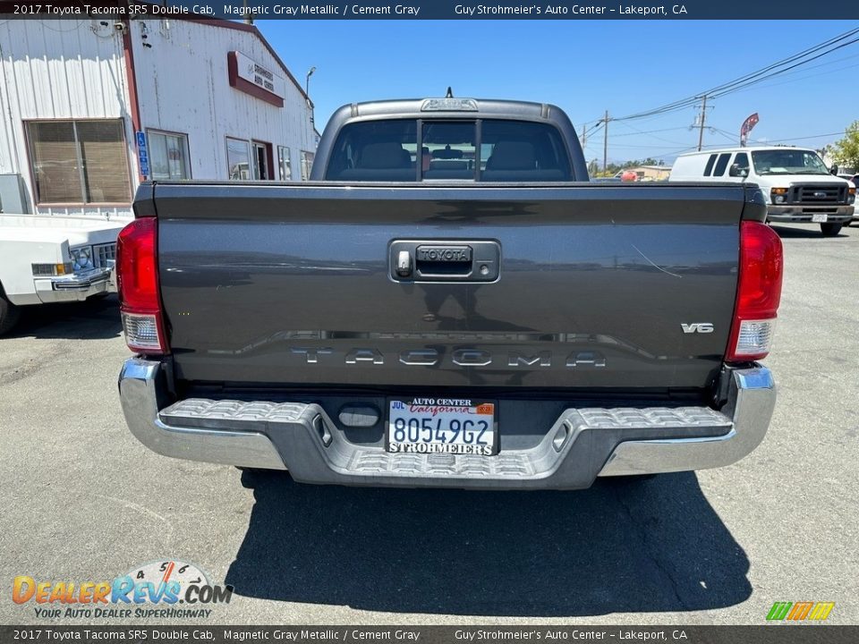 2017 Toyota Tacoma SR5 Double Cab Magnetic Gray Metallic / Cement Gray Photo #5