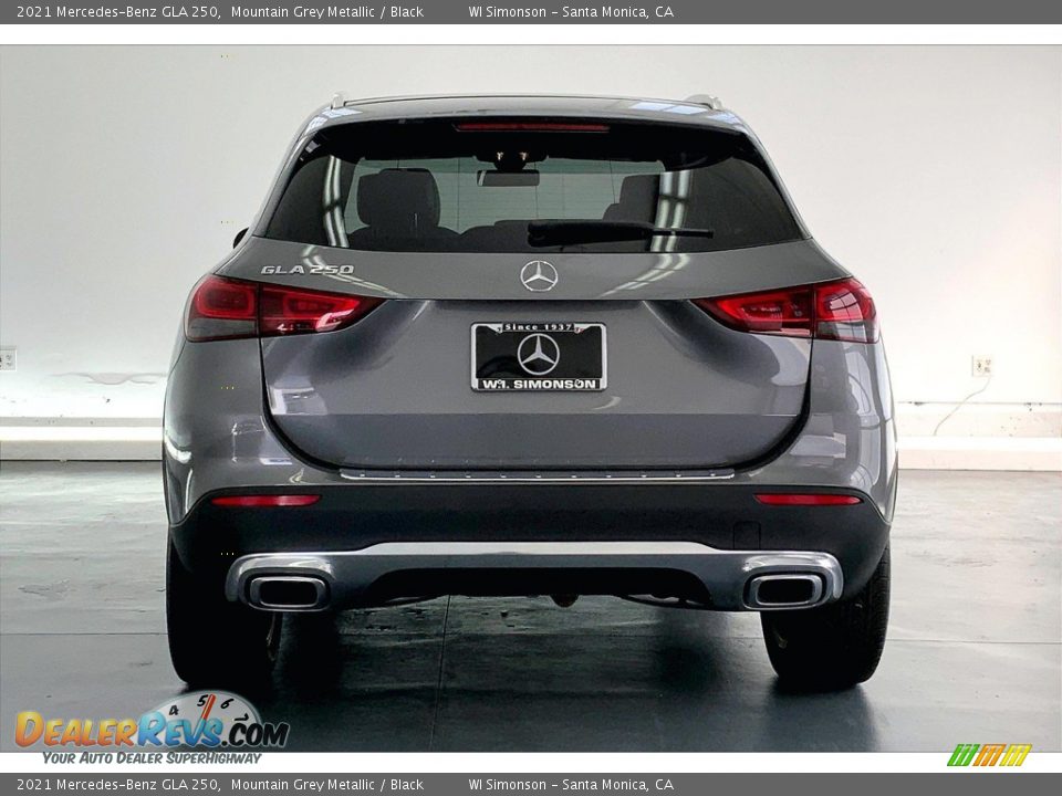 2021 Mercedes-Benz GLA 250 Mountain Grey Metallic / Black Photo #3