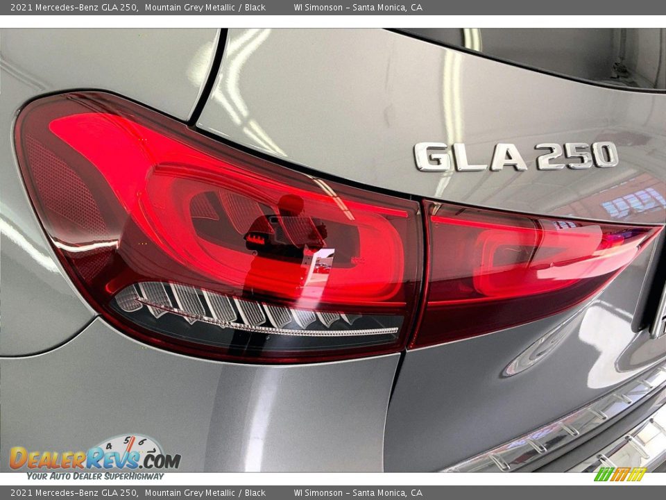 2021 Mercedes-Benz GLA 250 Mountain Grey Metallic / Black Photo #29