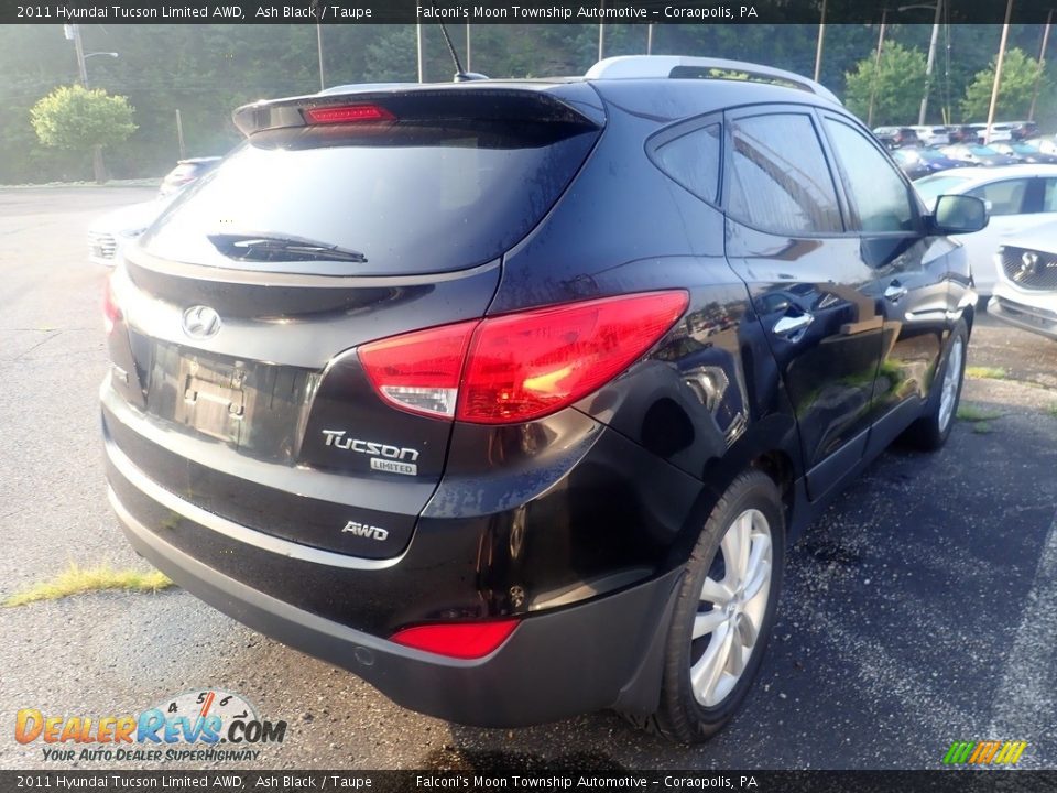 2011 Hyundai Tucson Limited AWD Ash Black / Taupe Photo #4