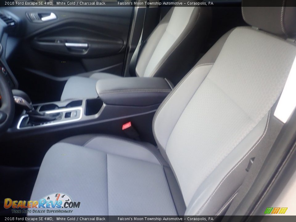 2018 Ford Escape SE 4WD White Gold / Charcoal Black Photo #18