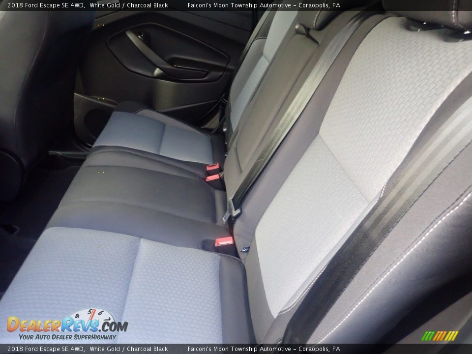 2018 Ford Escape SE 4WD White Gold / Charcoal Black Photo #19