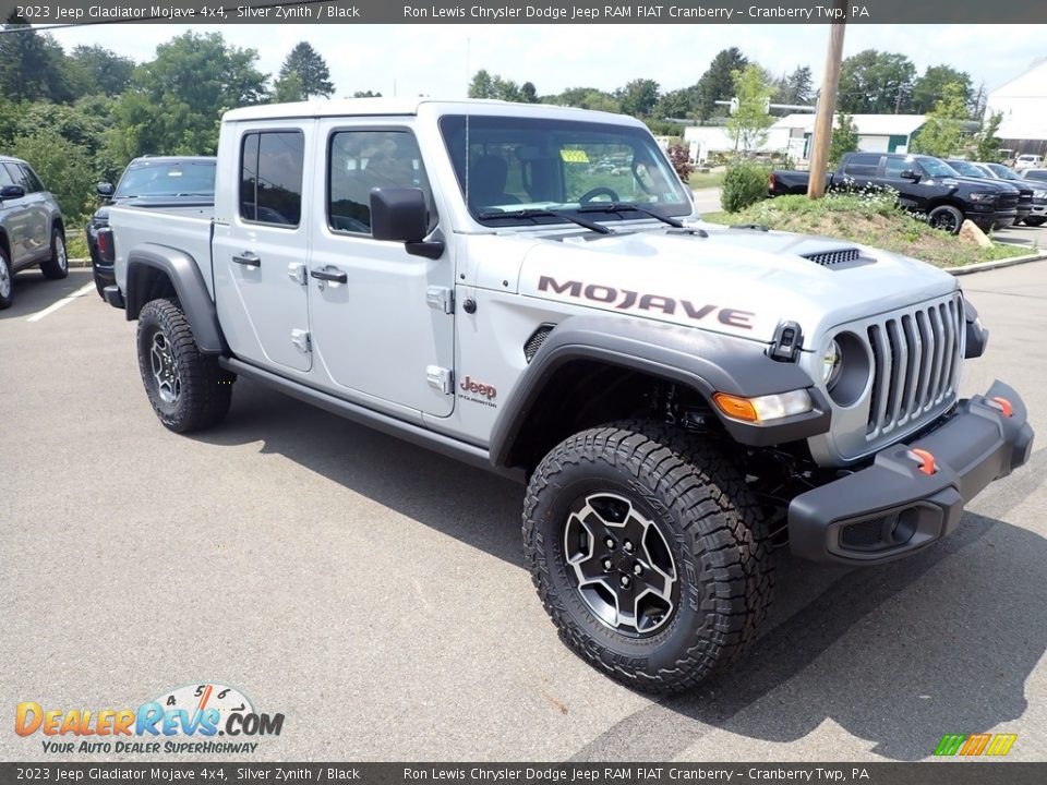 2023 Jeep Gladiator Mojave 4x4 Silver Zynith / Black Photo #7