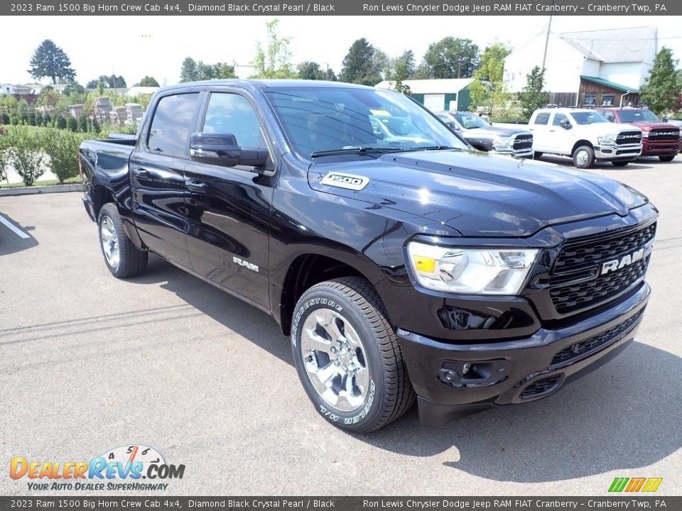 Front 3/4 View of 2023 Ram 1500 Big Horn Crew Cab 4x4 Photo #7