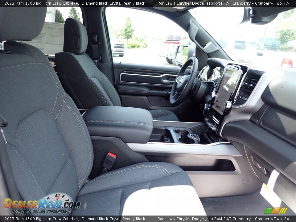 2023 Ram 1500 Big Horn Crew Cab 4x4 Diamond Black Crystal Pearl / Black Photo #10
