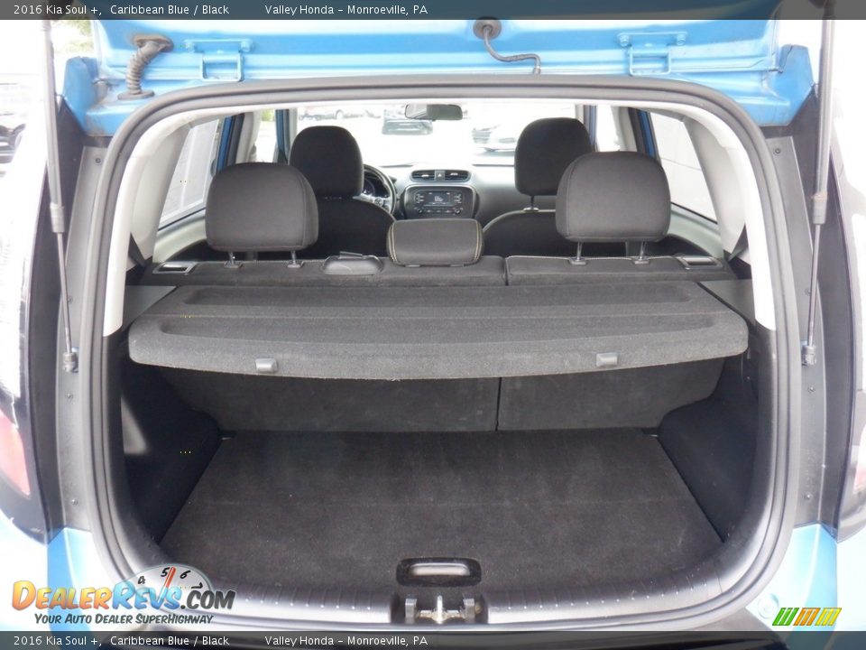 2016 Kia Soul + Caribbean Blue / Black Photo #25