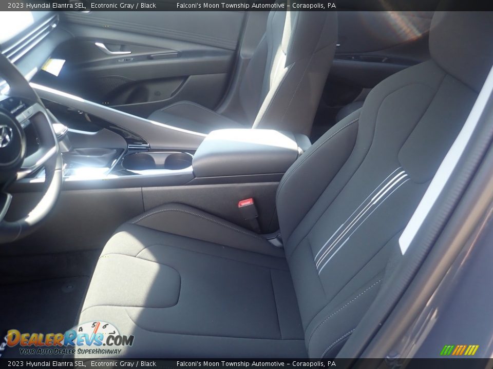 2023 Hyundai Elantra SEL Ecotronic Gray / Black Photo #11