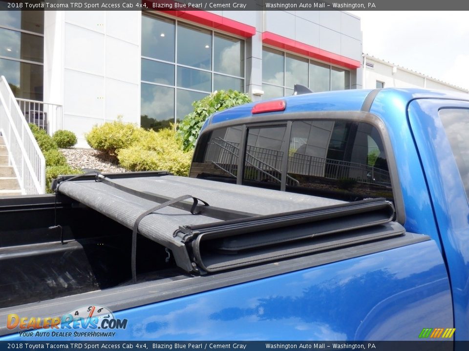 2018 Toyota Tacoma TRD Sport Access Cab 4x4 Blazing Blue Pearl / Cement Gray Photo #24