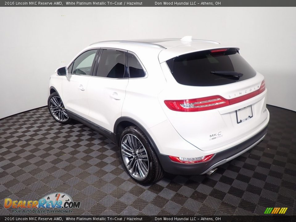 2016 Lincoln MKC Reserve AWD White Platinum Metallic Tri-Coat / Hazelnut Photo #11