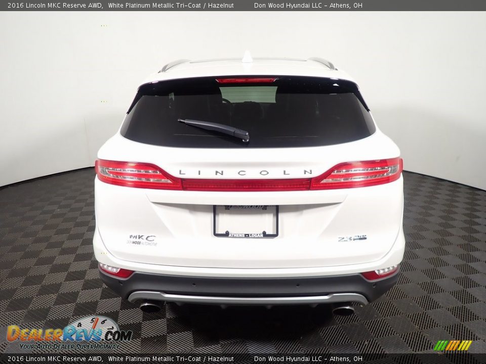 2016 Lincoln MKC Reserve AWD White Platinum Metallic Tri-Coat / Hazelnut Photo #12