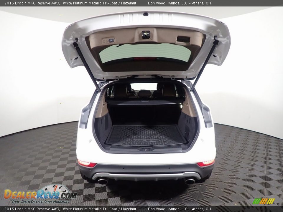 2016 Lincoln MKC Reserve AWD White Platinum Metallic Tri-Coat / Hazelnut Photo #13