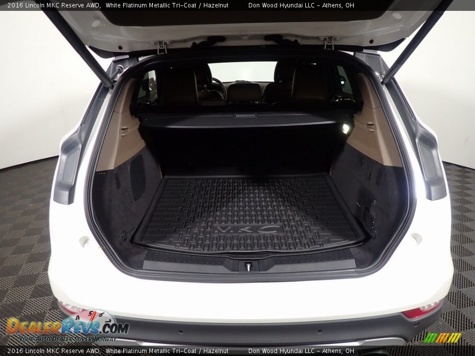 2016 Lincoln MKC Reserve AWD White Platinum Metallic Tri-Coat / Hazelnut Photo #15