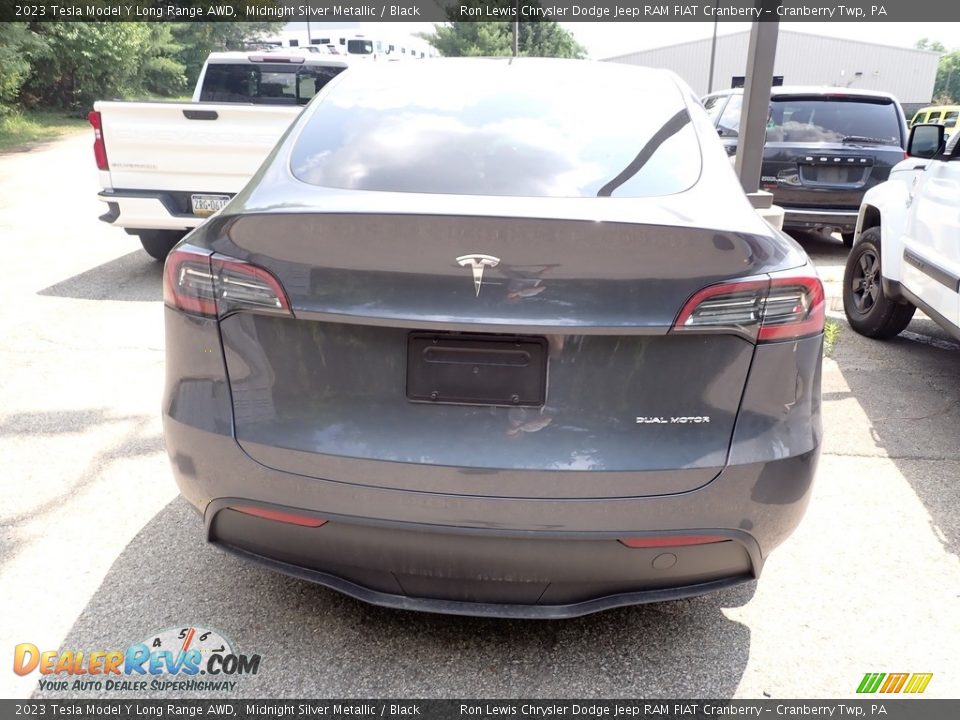 2023 Tesla Model Y Long Range AWD Midnight Silver Metallic / Black Photo #3