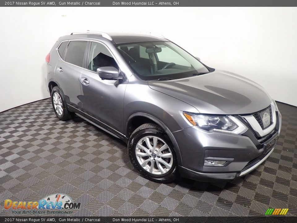 2017 Nissan Rogue SV AWD Gun Metallic / Charcoal Photo #4