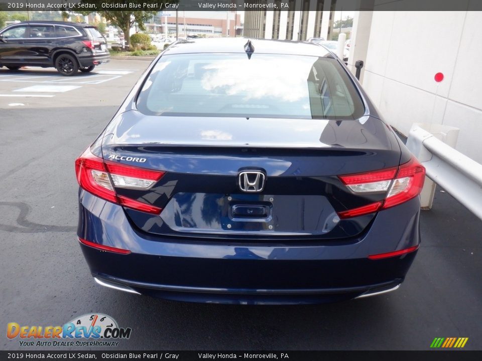 2019 Honda Accord LX Sedan Obsidian Blue Pearl / Gray Photo #7