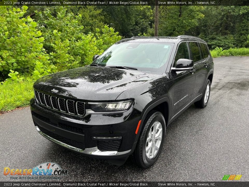 2023 Jeep Grand Cherokee L Limited Diamond Black Crystal Pearl / Wicker Beige/Global Black Photo #2