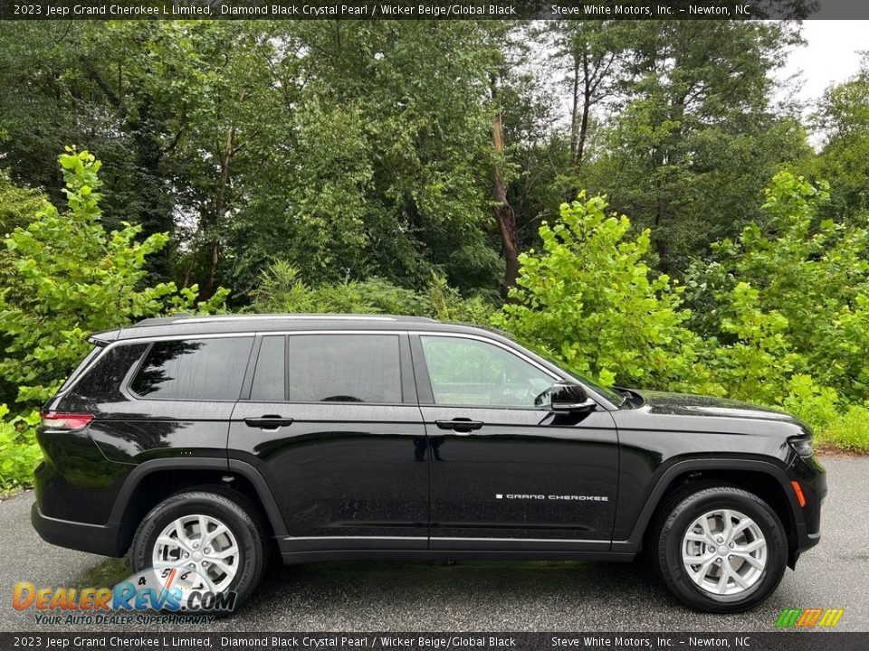 Diamond Black Crystal Pearl 2023 Jeep Grand Cherokee L Limited Photo #5