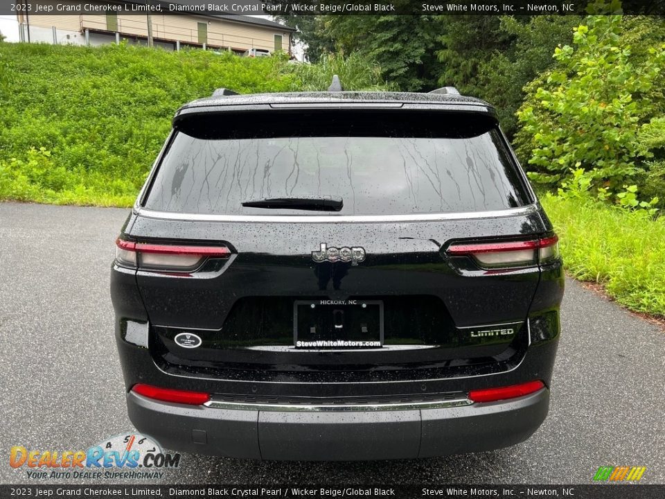 2023 Jeep Grand Cherokee L Limited Diamond Black Crystal Pearl / Wicker Beige/Global Black Photo #7