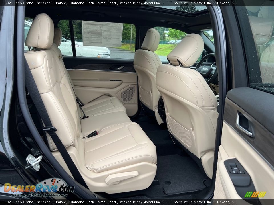 Rear Seat of 2023 Jeep Grand Cherokee L Limited Photo #18