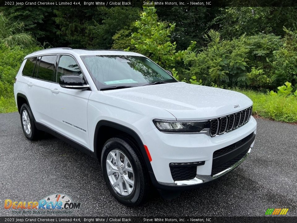 2023 Jeep Grand Cherokee L Limited 4x4 Bright White / Global Black Photo #4