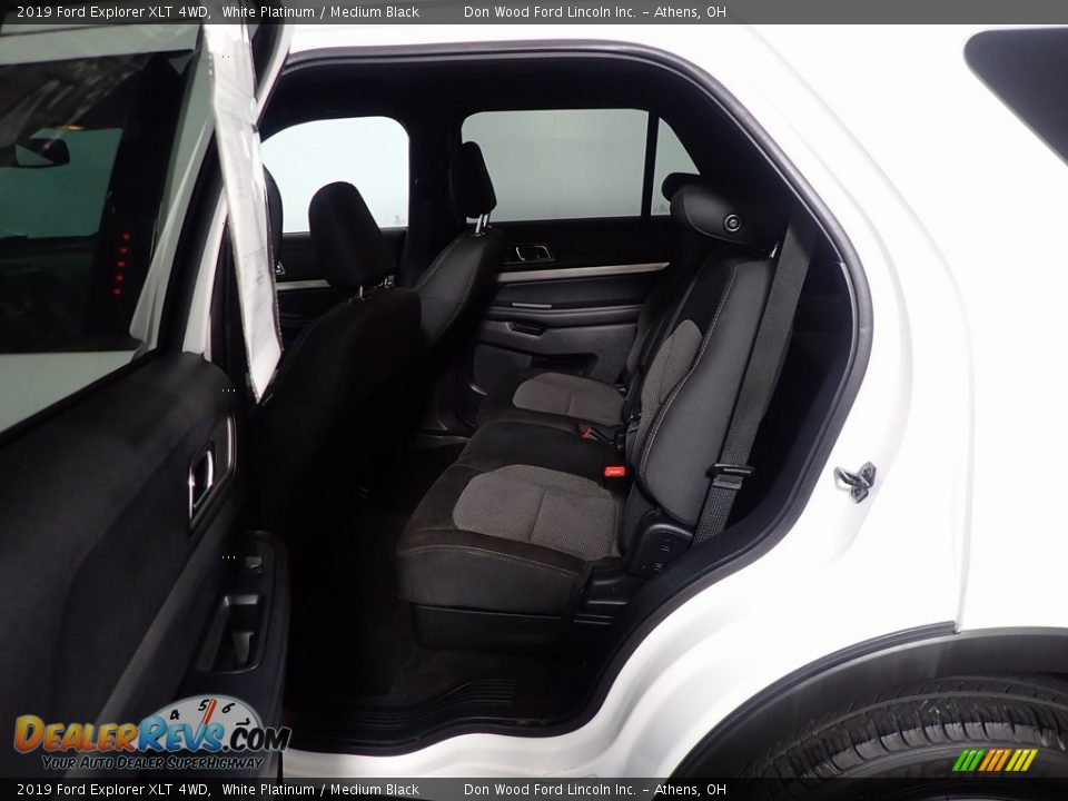 2019 Ford Explorer XLT 4WD White Platinum / Medium Black Photo #33