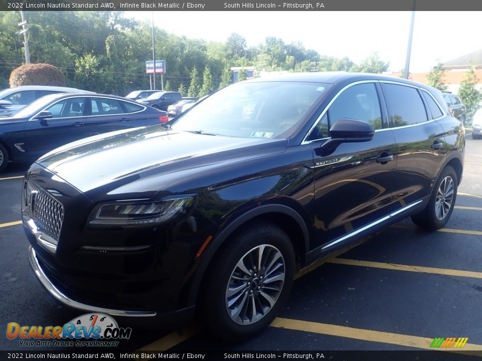 2022 Lincoln Nautilus Standard AWD Infinite Black Metallic / Ebony Photo #1