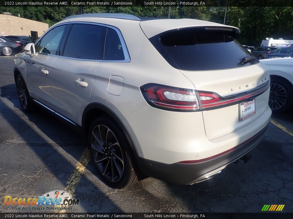 2022 Lincoln Nautilus Reserve AWD Ceramic Pearl Metallic / Sandstone Photo #2