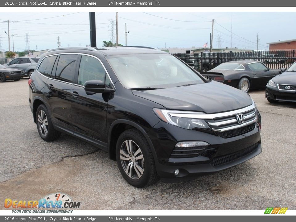 Front 3/4 View of 2016 Honda Pilot EX-L Photo #7