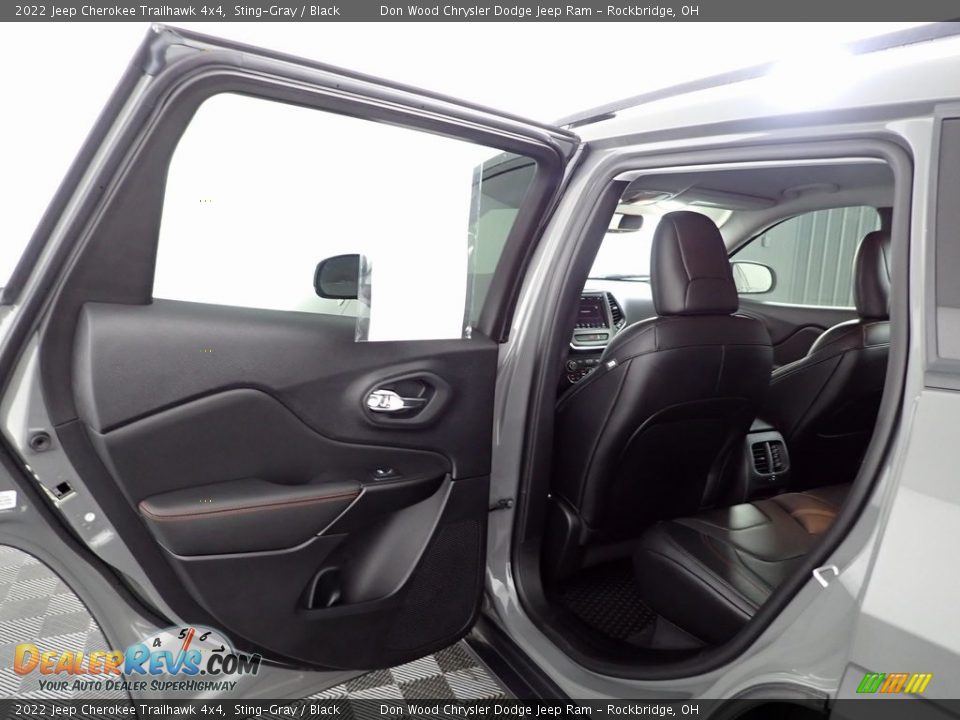 2022 Jeep Cherokee Trailhawk 4x4 Sting-Gray / Black Photo #22