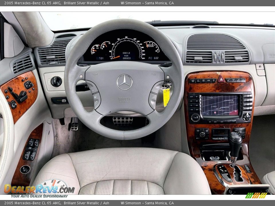 Dashboard of 2005 Mercedes-Benz CL 65 AMG Photo #4