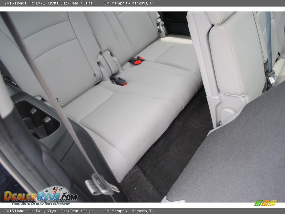 Rear Seat of 2016 Honda Pilot EX-L Photo #29