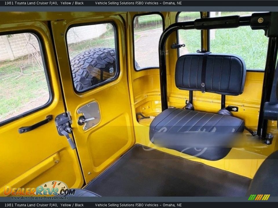 Rear Seat of 1981 Toyota Land Cruiser FJ40 Photo #3