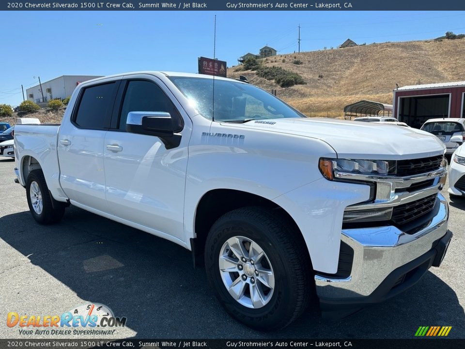 Front 3/4 View of 2020 Chevrolet Silverado 1500 LT Crew Cab Photo #1