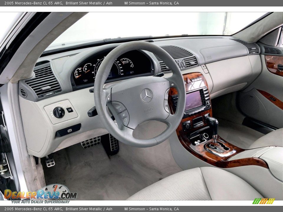 Dashboard of 2005 Mercedes-Benz CL 65 AMG Photo #14