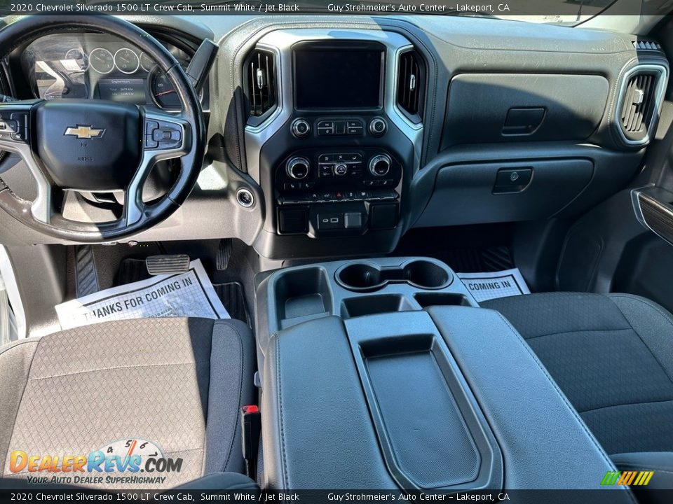 Dashboard of 2020 Chevrolet Silverado 1500 LT Crew Cab Photo #10