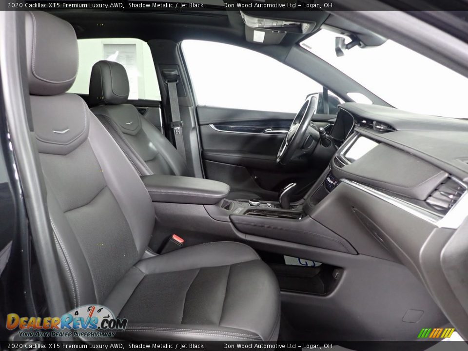 Front Seat of 2020 Cadillac XT5 Premium Luxury AWD Photo #27