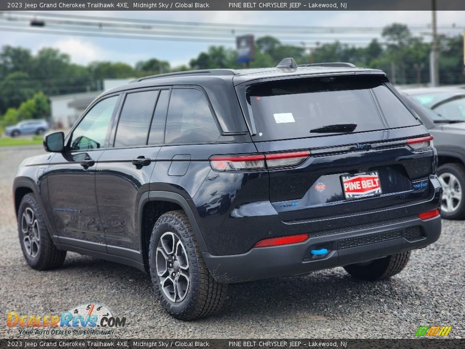 2023 Jeep Grand Cherokee Trailhawk 4XE Midnight Sky / Global Black Photo #4