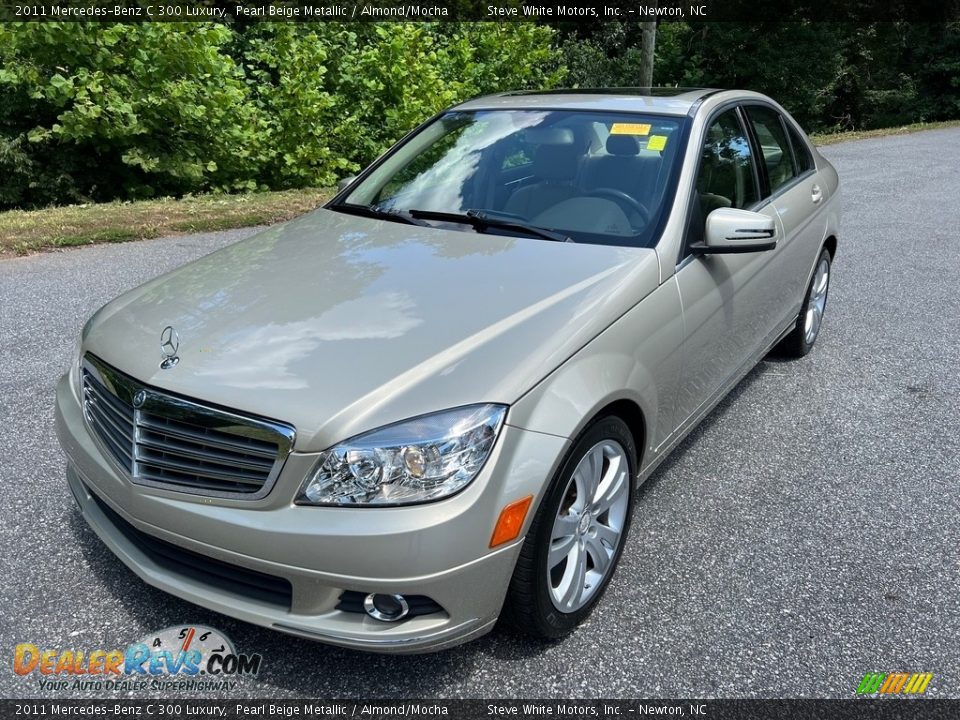 2011 Mercedes-Benz C 300 Luxury Pearl Beige Metallic / Almond/Mocha Photo #2