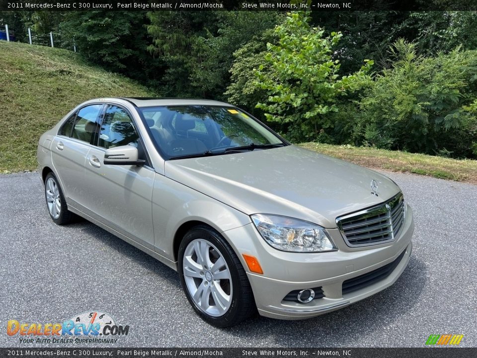 2011 Mercedes-Benz C 300 Luxury Pearl Beige Metallic / Almond/Mocha Photo #4