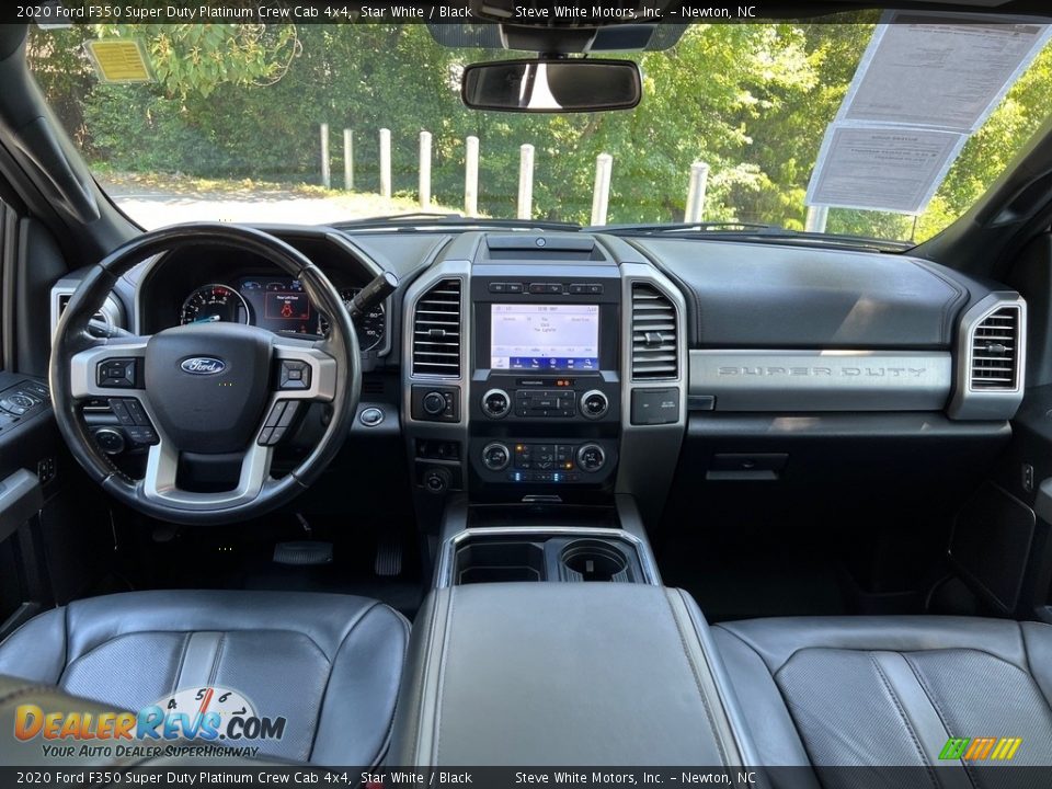 Dashboard of 2020 Ford F350 Super Duty Platinum Crew Cab 4x4 Photo #24