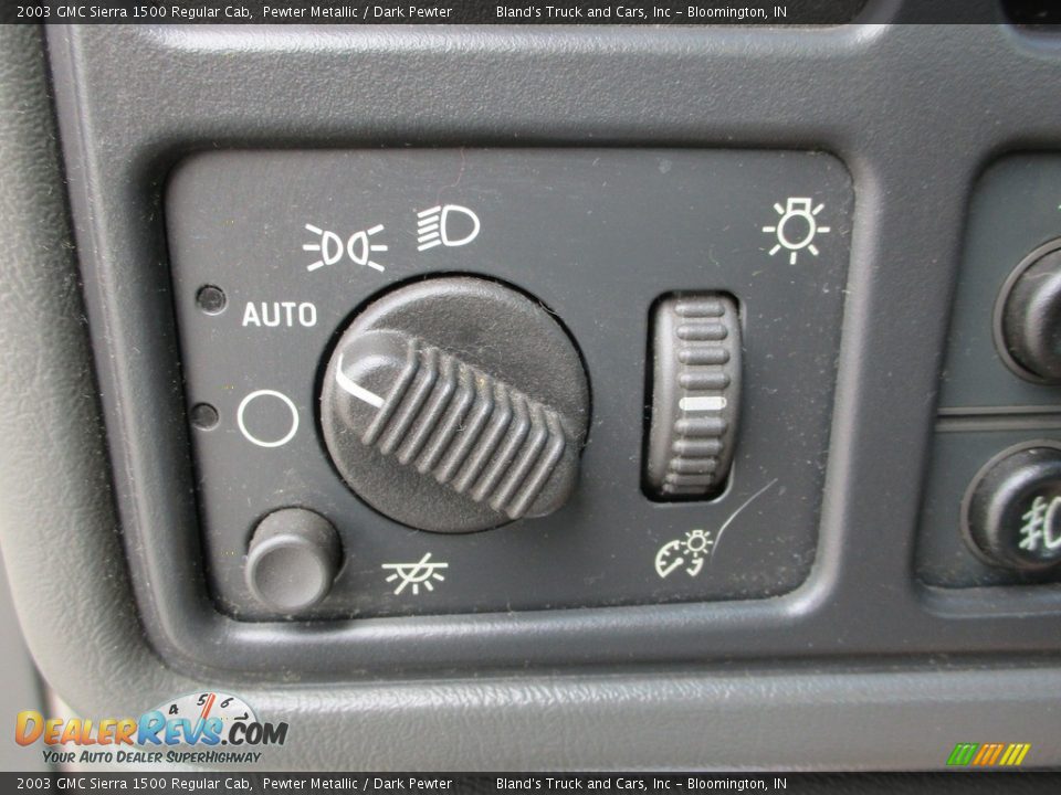 2003 GMC Sierra 1500 Regular Cab Pewter Metallic / Dark Pewter Photo #9
