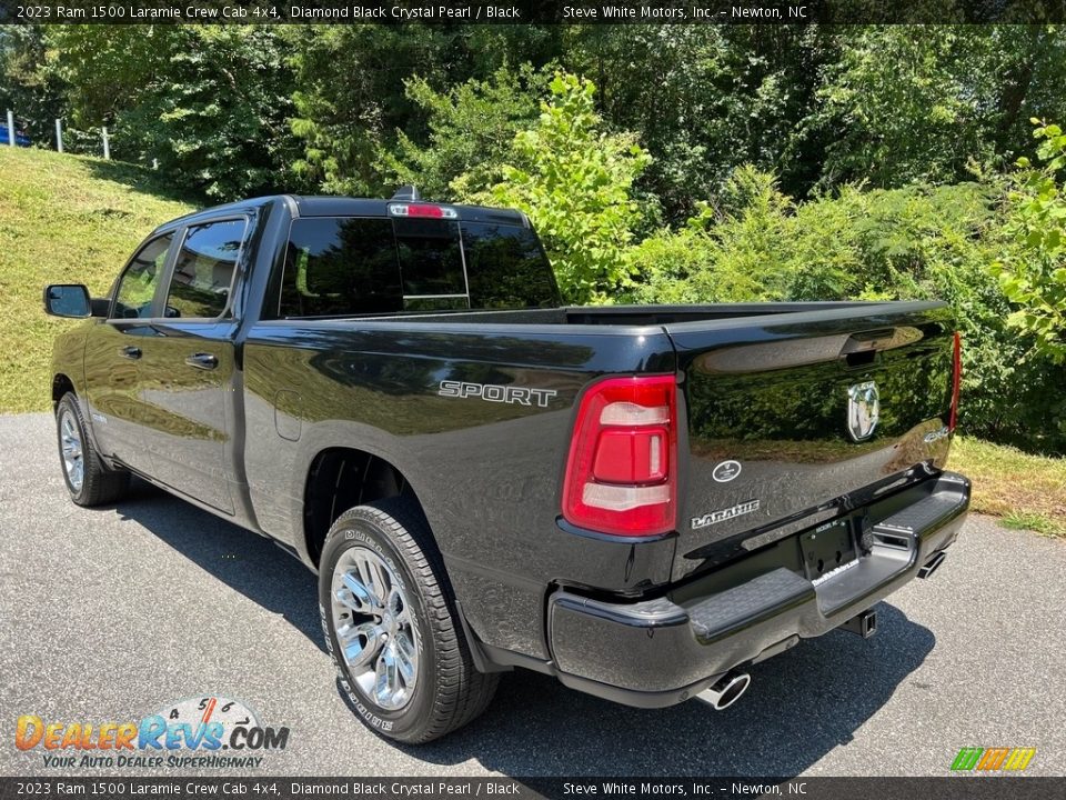 2023 Ram 1500 Laramie Crew Cab 4x4 Diamond Black Crystal Pearl / Black Photo #10