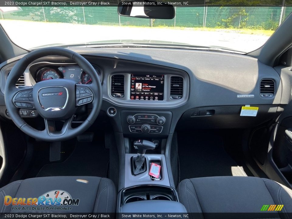 2023 Dodge Charger SXT Blacktop Destroyer Gray / Black Photo #18